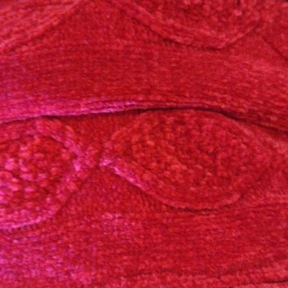 Alfred Dunner red zipped cardigan soft velveteen patterned. Brand new. - Picture 5 of 5